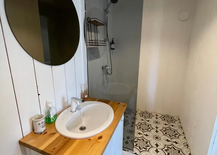 Boutique فيلة Abruka